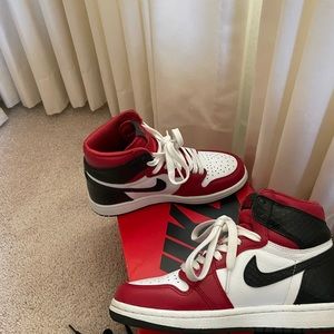 Air Jordan 1 Satin Chicago OG High